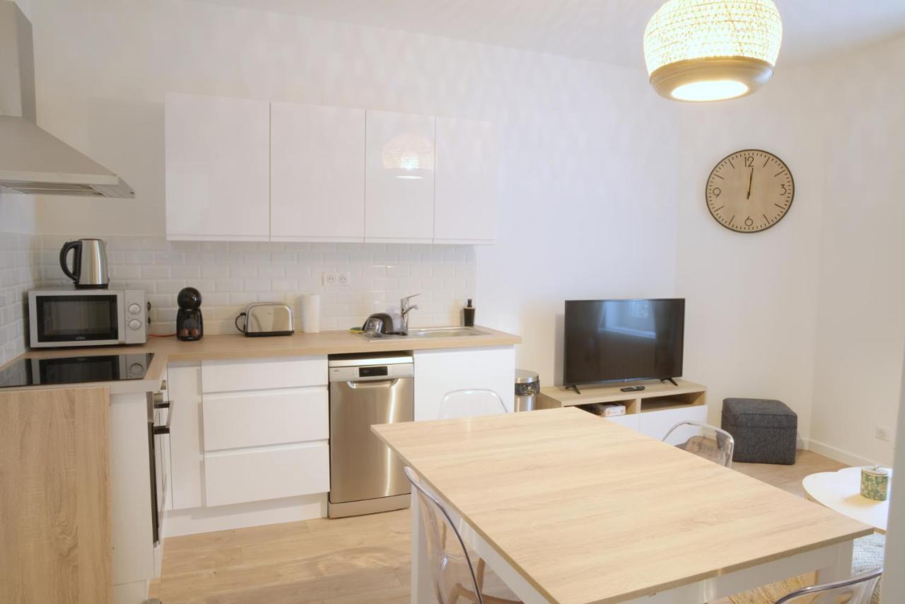 T3 de charme situé en hyper centre avec wifi, netflix, linge, draps, savons et serviettes fournis Cognac Exterior foto